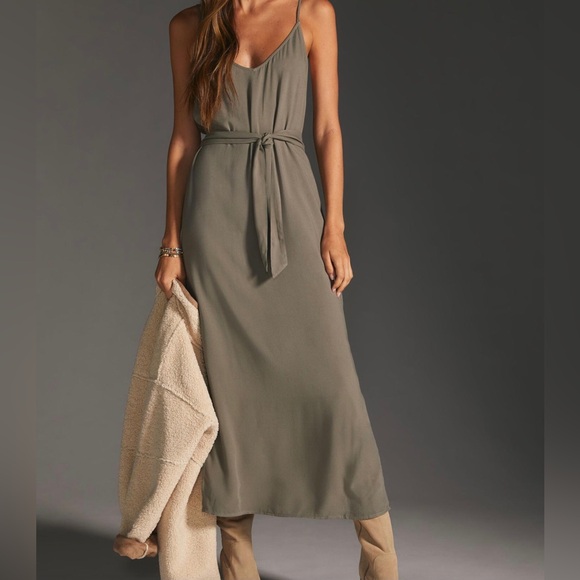 Cloth & Stone Tie Waist Midi Dress - Picture 1 of 6